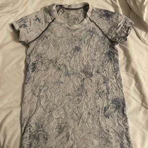 Lululemon short sleeve swiftly tech